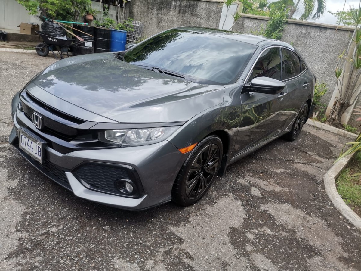 2017 Honda Ex for sale in Halfway Tree Kingston St Andrew - Cars