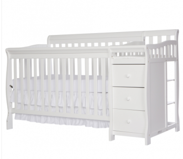Convertible Crib With Three Drawers