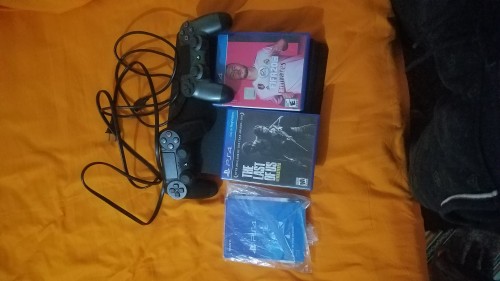 Brand New 1TB Ps4 Slim For Sale With 2 Controllers
