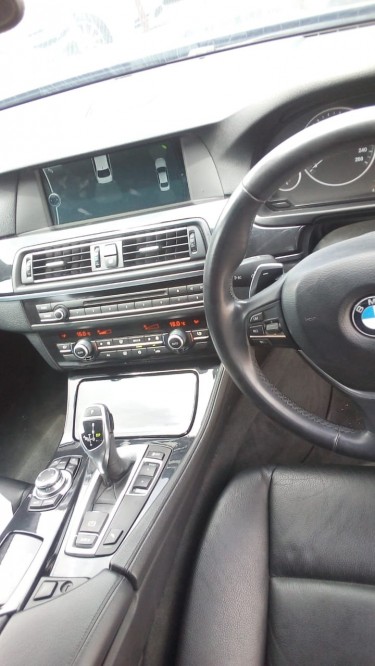 2012 BMW 520i Series