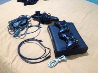 Brand New Xbox 360 Kinect 2  Controller 