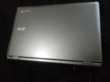 Acer Chromebook/hp Chrome Notebook