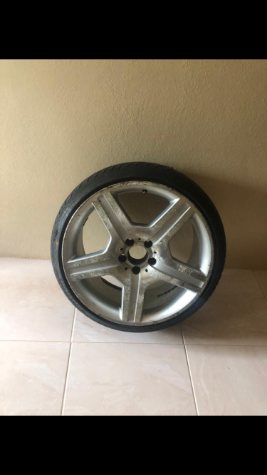 Rims And Tyre