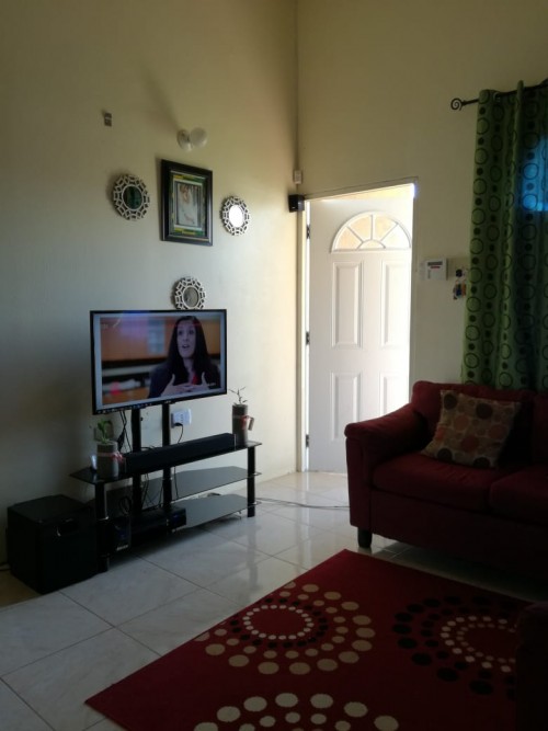 Spacious 2 Bedroom/1bathroom House For Rent. Old Harbour, New Harbour