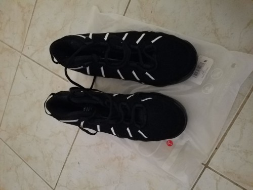 Size 42 Sneakers