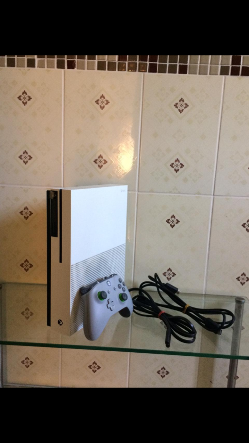 Xbox One S 500gb 
