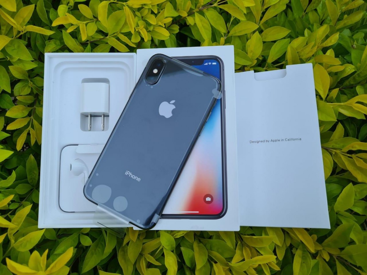 IPHONE X 256GB for sale in Kingston Kingston St Andrew - Phones
