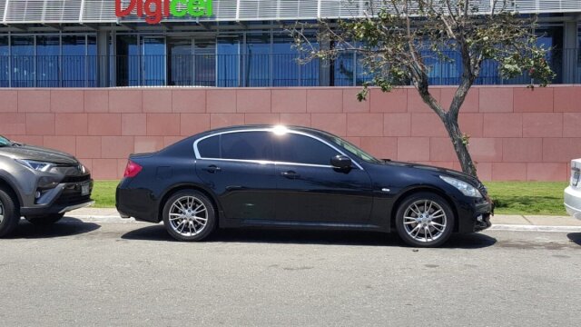 2011 Black Nissan Skyline 250GT