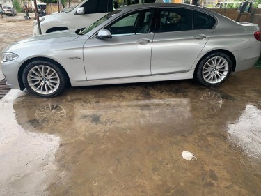 2014 BMW 5 Series Luxury Package