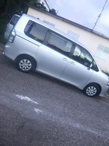 Toyota Voxy For Sale 