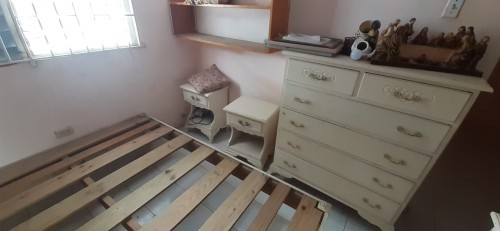 Used White Bedroom Set