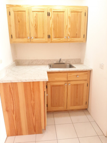Spacious 1 Bedroom Apartment For Rent W/Appliance