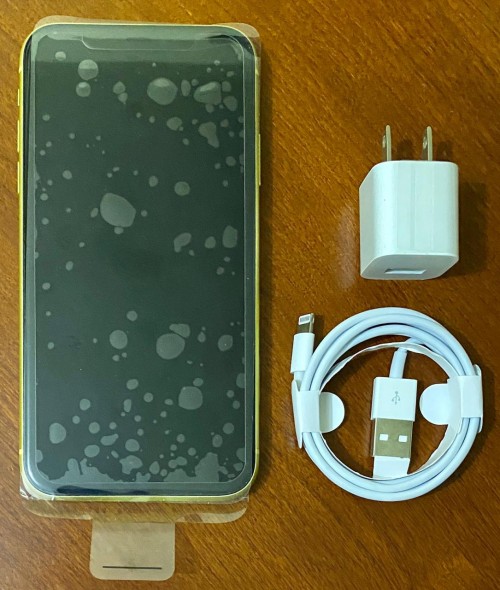 Used IPhone 11<br />
(Factory Unlocked To:Digicel,FLOW)