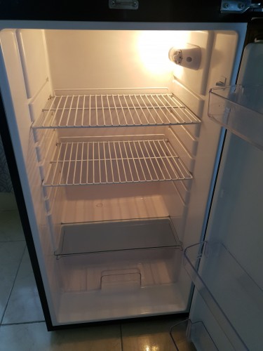 Preowned  10 Cubic Feet Refrigerator