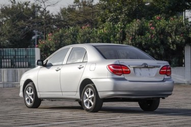 Used Toyota Corolla 2015 1.6-L Manual 
