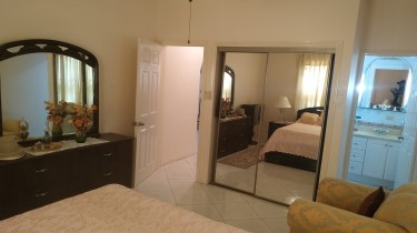 6 Bedroom 5.5 Bathroom FLamingo Beach Trelawny
