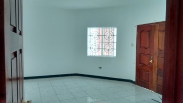 3 B/R Unfurnished Apartment Coral Gardens Mo Bay