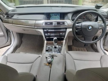 2011 BMW 730LI