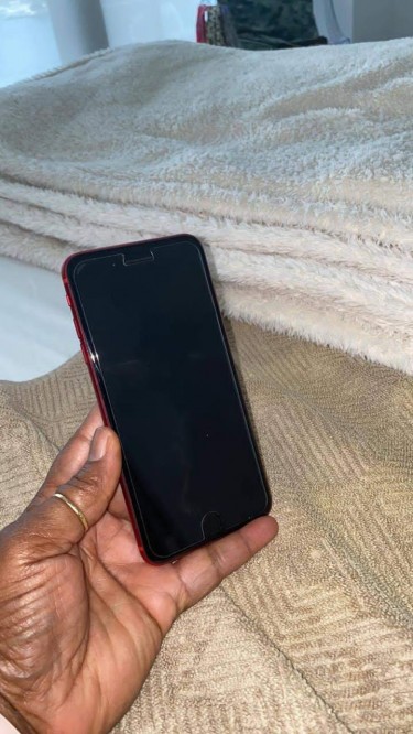 Iphone 8 Plus 256gb (product Red) Fully Functional