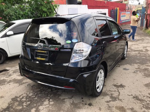 Newly Imported 2011 Honda Fit 1.150mil Neg