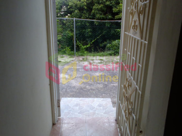 LILLIPUT STUDIO APARTMENT CLOSE TO MAIN ROAD