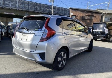 Honda Fit 2015 (hybrid) Newly Imported 