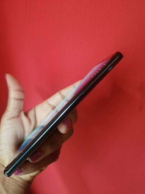 Note 9 128 Crack At The Side