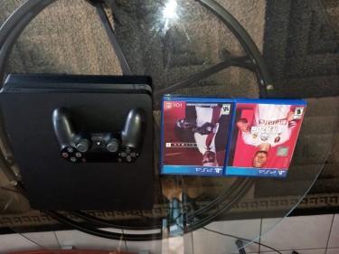 Ps4 (1 Month Old)