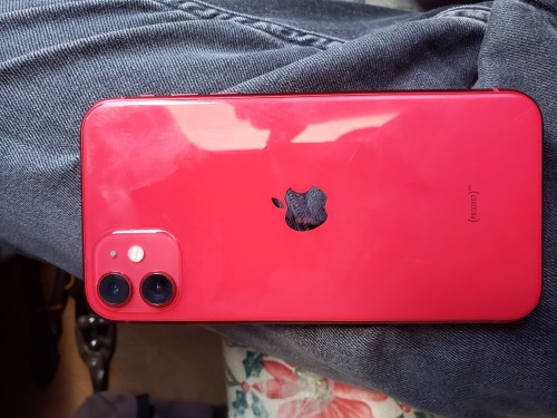 IPhone 11 (Red)