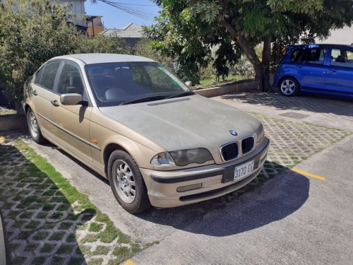 BMW 2001
