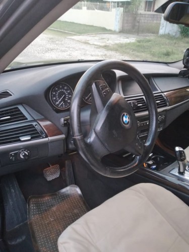 2011 BMW  X5