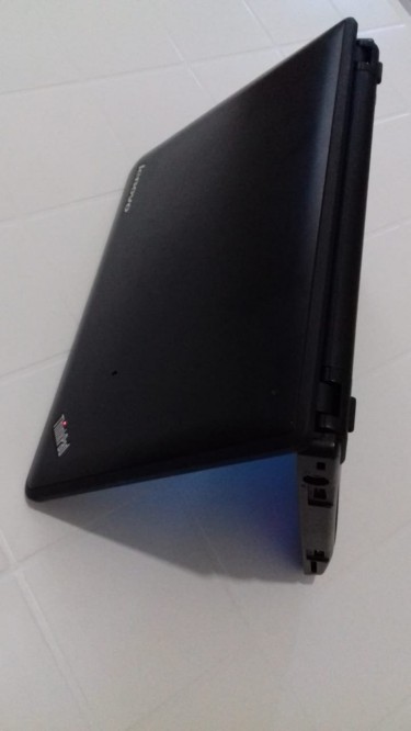 Like New LENOVO ThinkPad Laptop 6GB/500GB