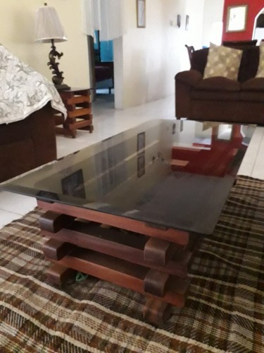 Center Table With 2 Matching Pieces 