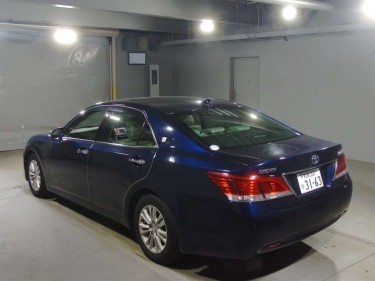 2014 Toyota Crown - Royal Saloon G Package