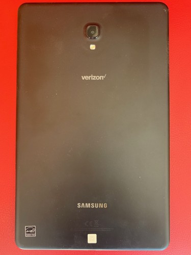 New Condition 10.5” 32GB Samsung Galaxy Tab A 4G L