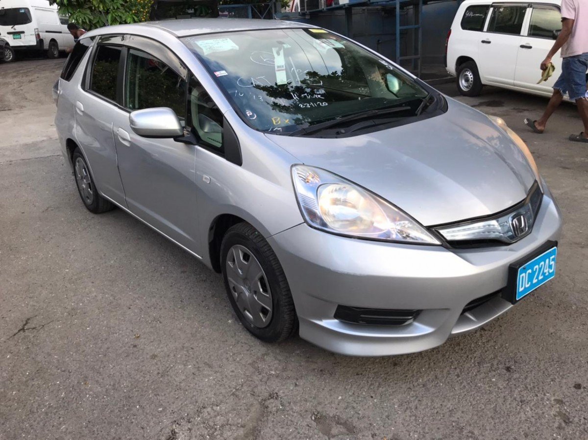 Брызговики honda fit shuttle