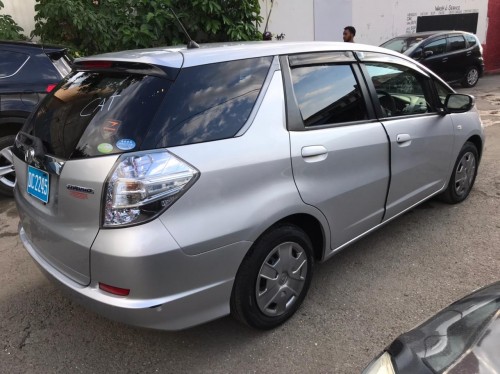 2011newly Imported Honda Fit Shuttle Hybrid