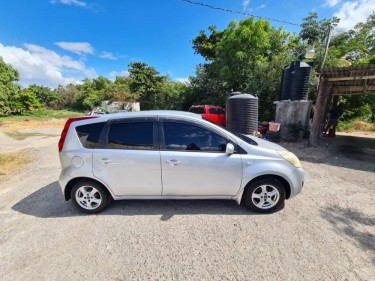 2011 NISSAN NOTE 
