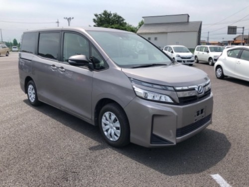 2018 Toyota Voxy Newly Imported