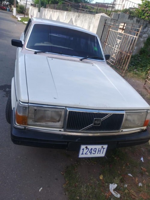 1982 Volvo Car Driving Vehicle In Good Condition
