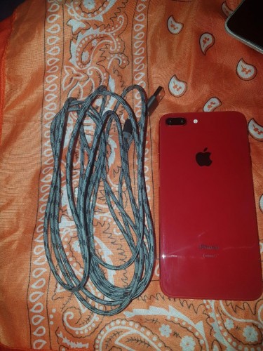 IPhone 8 Plus (RED) 10/10 Condition!!! NO CRACKS!!