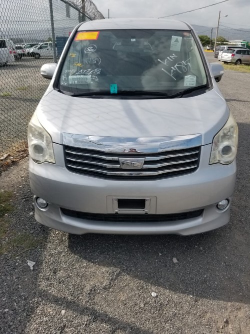 2010 Toyota Noah Newly Imported For Sale