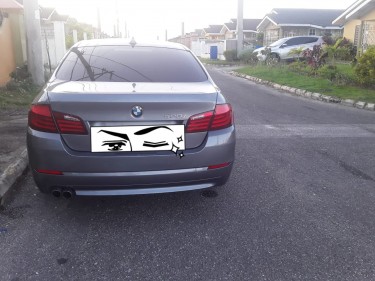 BMW 5 Series 
