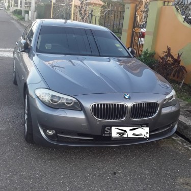  BMW 5 Series 