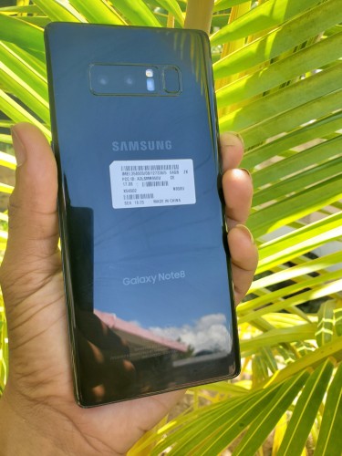 Samsung Note 8 Cracked Glass Fully Functional 