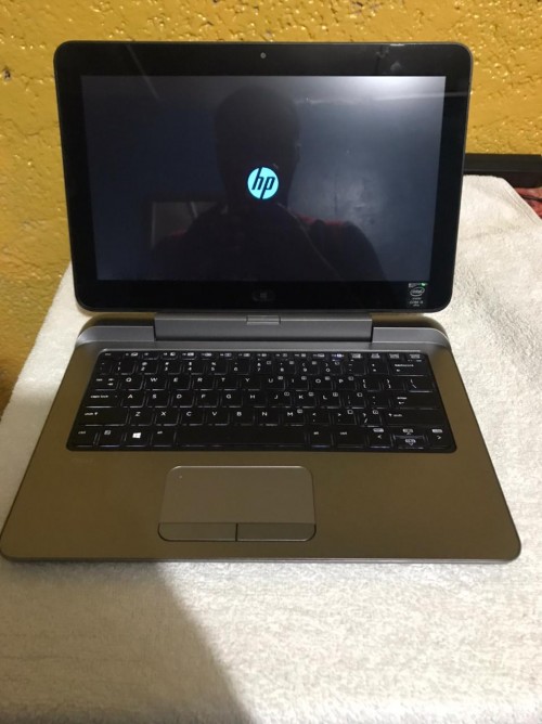 2 In One HP Laptop For Sale