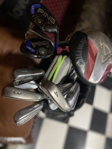 Set Of Golf Clubs And Bag