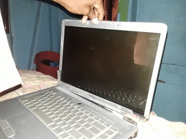 Dell Inspirion Laptop Sell As Parts