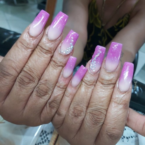 NAILS SPECIAL ? $2,000
