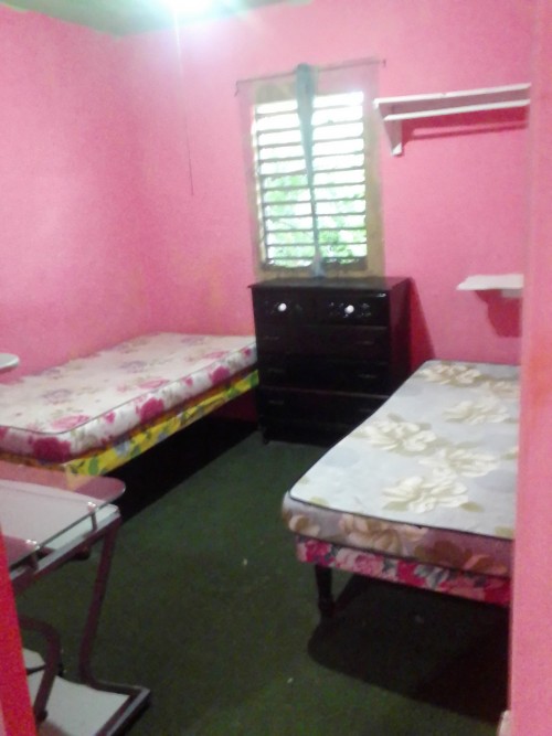 Single 1 Bedroom Renting But Share Facilities